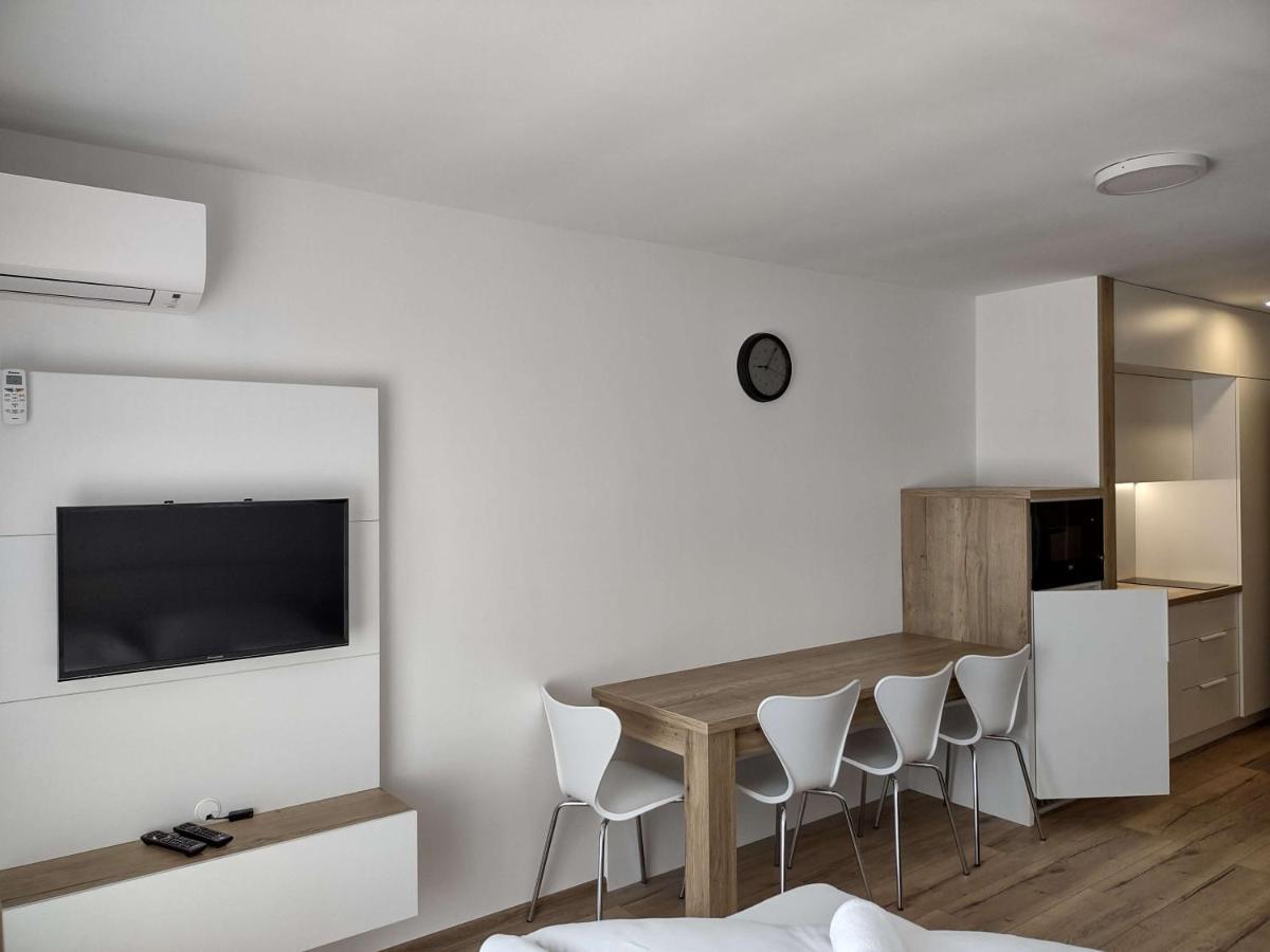 Apartman Kyjev Podhajska Exterior photo